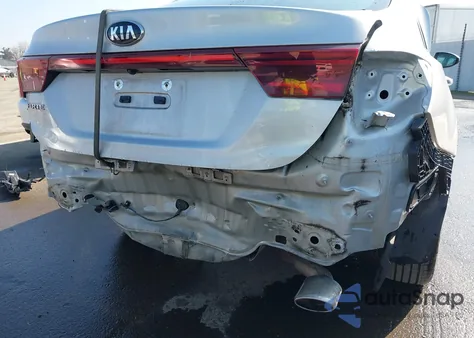 2021 Kia Forte Lxs из США, поврежденный, VIN 3KPF24AD7ME357654